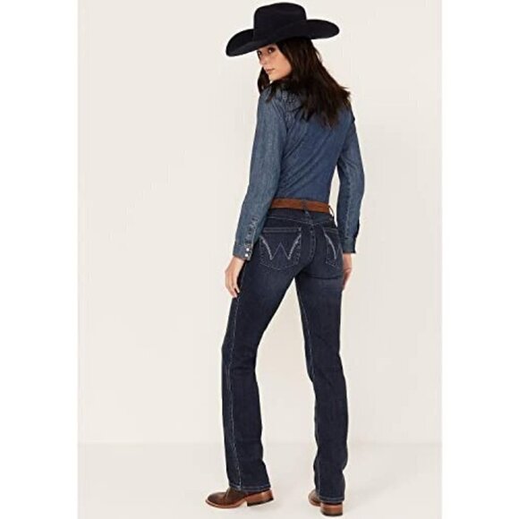 Wrangler Q Baby Women's Mid Rise Bootcut Ultimate Riding Jeans Dark Wash 1123300 - Picture 2 of 5